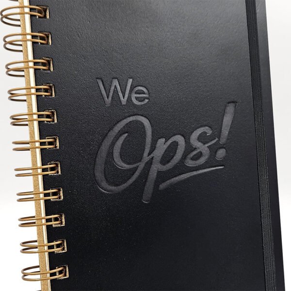 cuaderno-cuero-reciclado-reconstituido-borges-eco-grabado-cuño-bajo-relieve